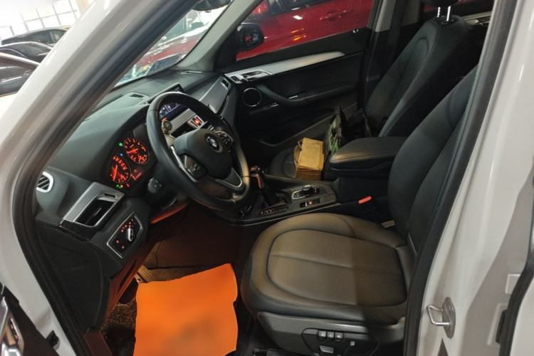 Used BMW X1 2016 sDrive18Li Fashion Model Left Front Seat