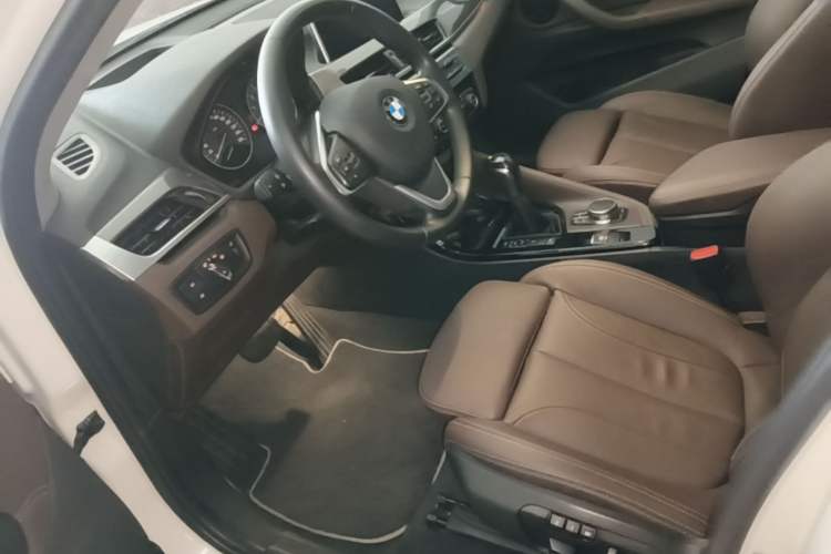 Used BMW X1 2016 xDrive20Li Luxury Model Left Front Seat