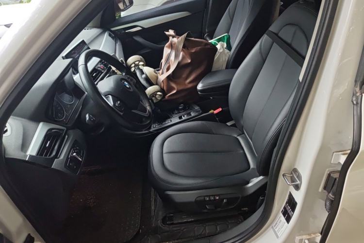 Used BMW X1 2016 sDrive18Li Fashion Model Left Front Seat