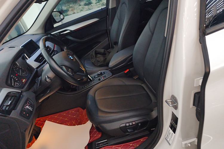 Used BMW X1 2016 sDrive18Li Fashion Model Left Front Seat