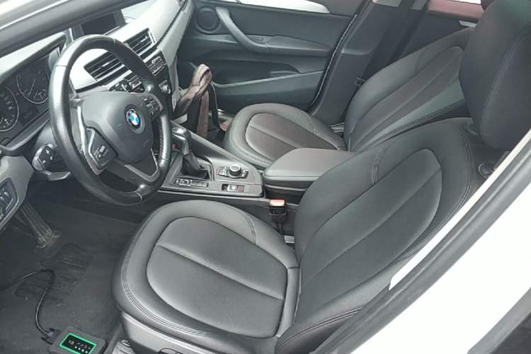 Used BMW X1 2016 sDrive18Li Fashion Model Left Front Seat