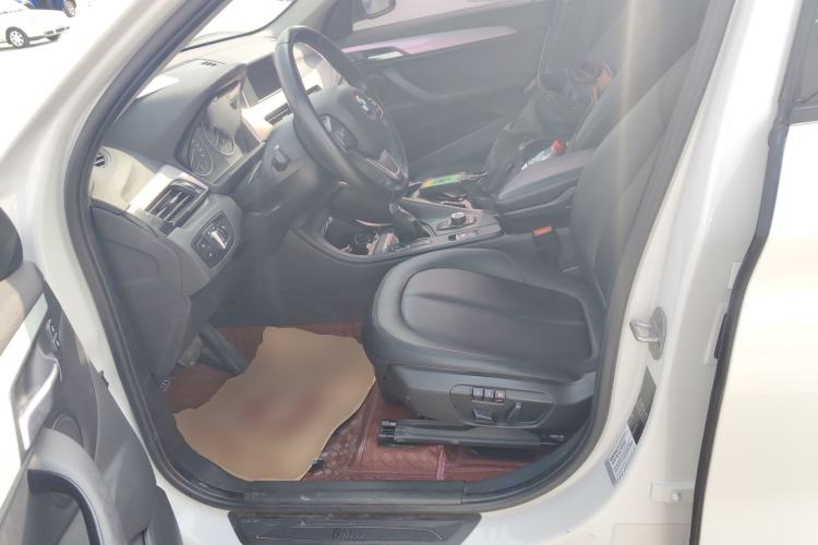 Used BMW X1 2016 sDrive18Li Fashion Model Left Front Seat