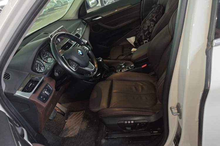 Used BMW X1 2016 xDrive20Li Luxury Model Left Front Seat