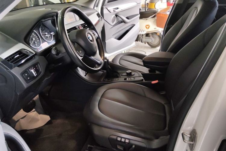 Used BMW X1 2016 sDrive18Li Premium Edition Left Front Seat