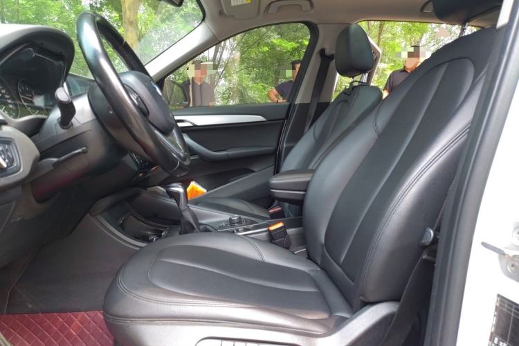 Used BMW X1 2016 sDrive18Li Fashion Model Left Front Seat