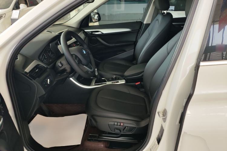 Used BMW X1 2016 sDrive18Li Fashion Model Left Front Seat