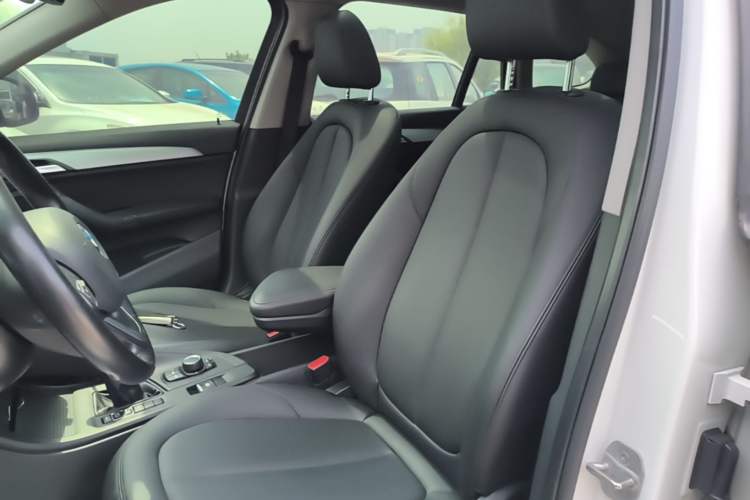 Used BMW X1 2016 sDrive18Li Premium Edition Left Front Seat