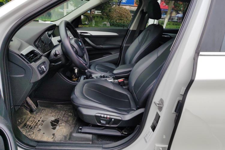 Used BMW X1 2016 sDrive18Li Fashion Model Left Front Seat