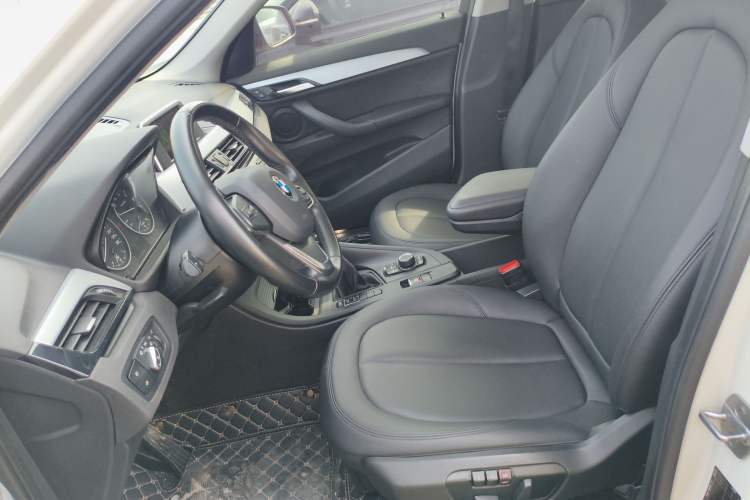 Used BMW X1 2016 sDrive18Li Fashion Model Left Front Seat