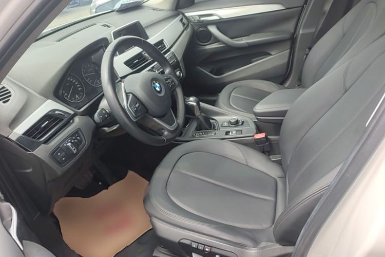 Used BMW X1 2016 sDrive18Li Fashion Model Left Front Seat