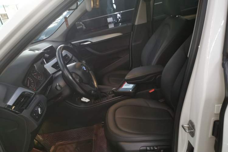 Used BMW X1 2016 sDrive18Li Premium Edition Left Front Seat