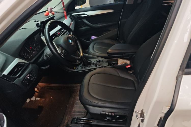 Used BMW X1 2016 sDrive18Li Fashion Model Left Front Seat