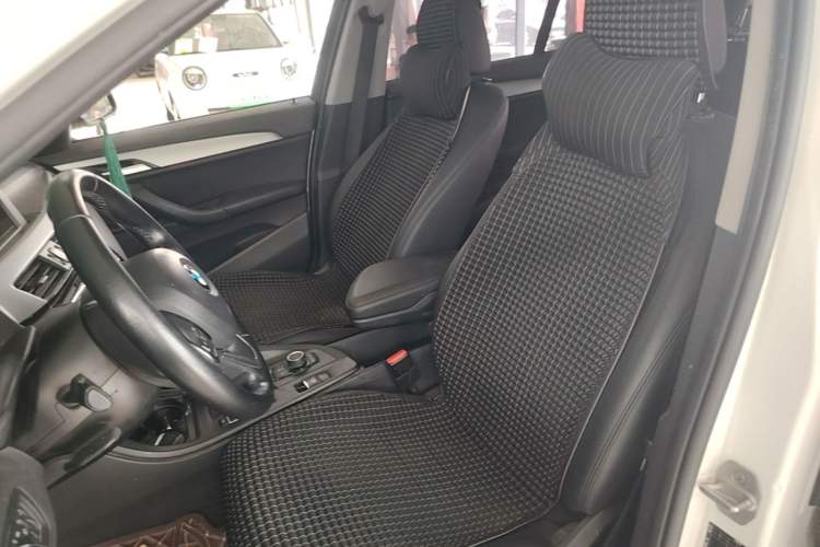 Used BMW X1 2016 sDrive18Li Fashion Model Left Front Seat