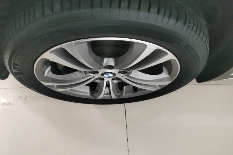 Used BMW X1 2016 sDrive20Li Luxury Model Left Front Wheel Hub