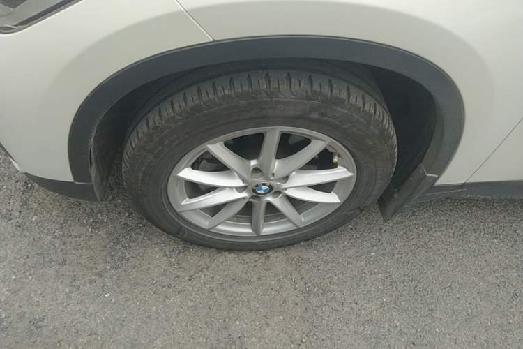 Used BMW X1 2016 sDrive18Li Fashion Model Left Front Wheel Hub