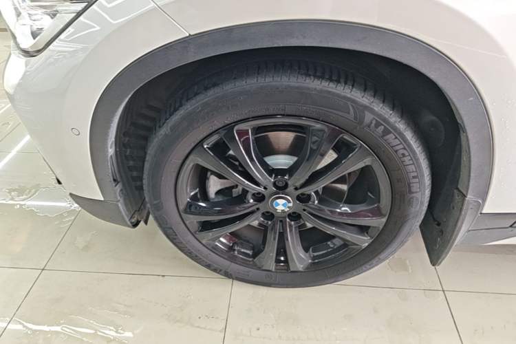 Used BMW X1 2016 sDrive20Li Luxury Model Left Front Wheel Hub