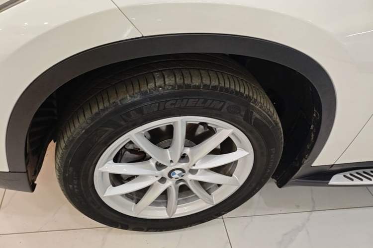 Used BMW X1 2016 sDrive18Li Fashion Model Left Front Wheel Hub