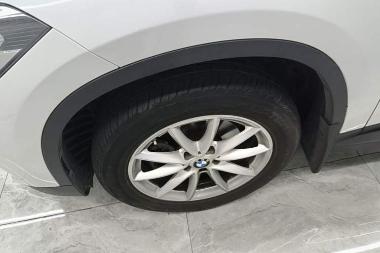 Used BMW X1 2016 sDrive18Li Fashion Model Left Front Wheel Hub