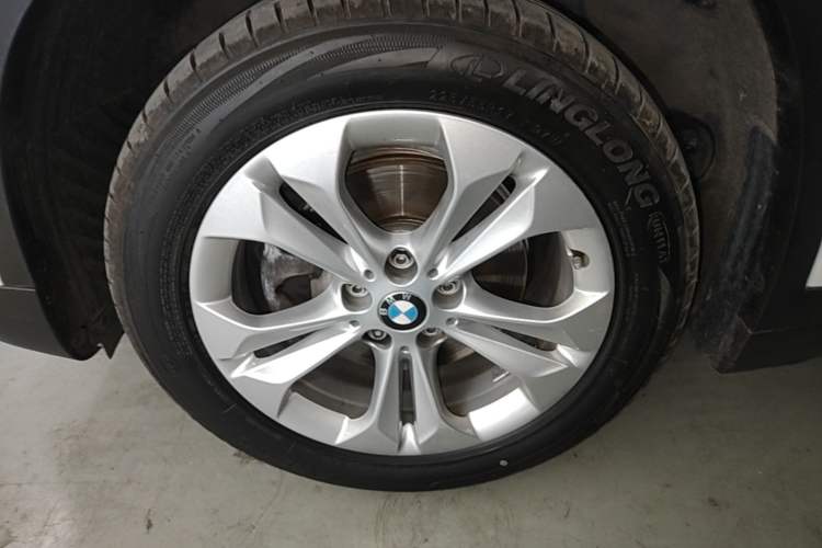 Used BMW X1 2016 sDrive18Li Premium Edition Left Front Wheel Hub