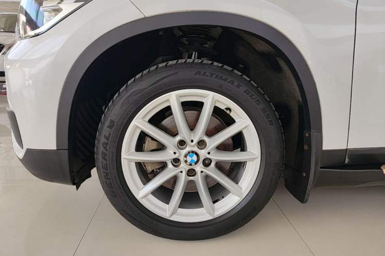 Used BMW X1 2016 sDrive18Li Fashion Model Left Front Wheel Hub