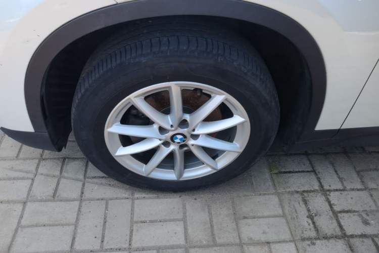 Used BMW X1 2016 sDrive18Li Fashion Model Left Front Wheel Hub