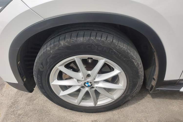 Used BMW X1 2016 sDrive18Li Fashion Model Left Front Wheel Hub