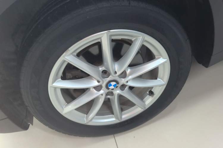 Used BMW X1 2016 sDrive18Li Fashion Model Left Front Wheel Hub