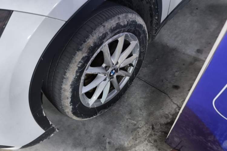 Used BMW X1 2016 sDrive18Li Fashion Model Left Front Wheel Hub