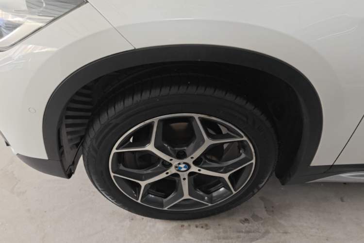 Used BMW X1 2016 sDrive18Li Luxury Model Left Front Wheel Hub