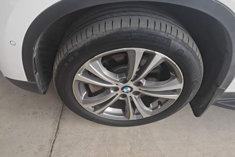 Used BMW X1 2016 xDrive20Li Luxury Model Left Front Wheel Hub