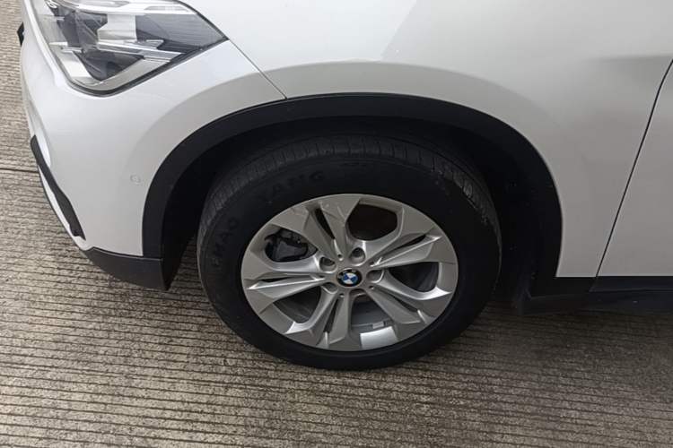 Used BMW X1 2016 sDrive18Li Premium Edition Left Front Wheel Hub