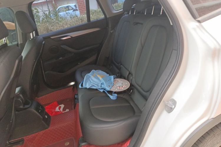 Used BMW X1 2016 sDrive18Li Fashion Model Left Rear Seat