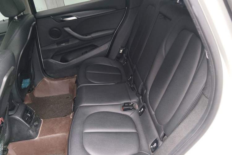 Used BMW X1 2016 sDrive18Li Fashion Model Left Rear Seat