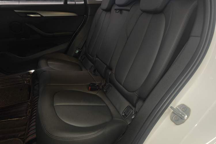 Used BMW X1 2016 sDrive18Li Fashion Model Left Rear Seat