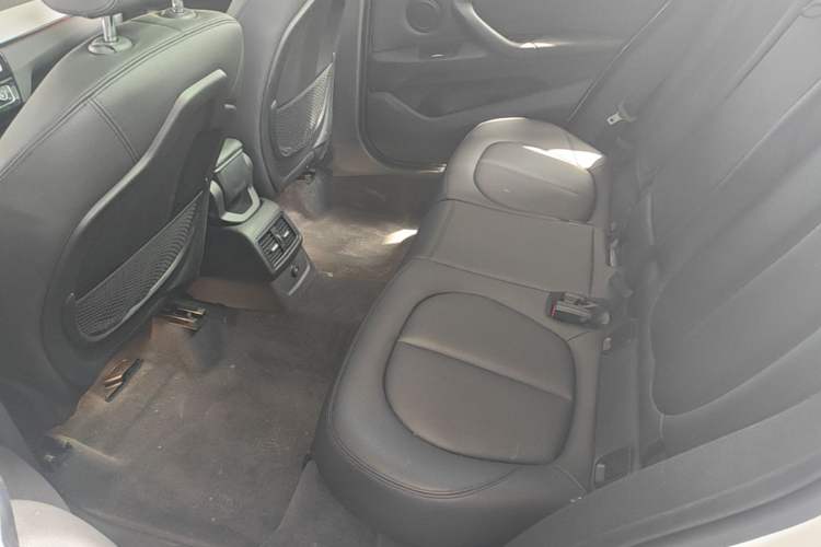Used BMW X1 2016 sDrive18Li Fashion Model Left Rear Seat