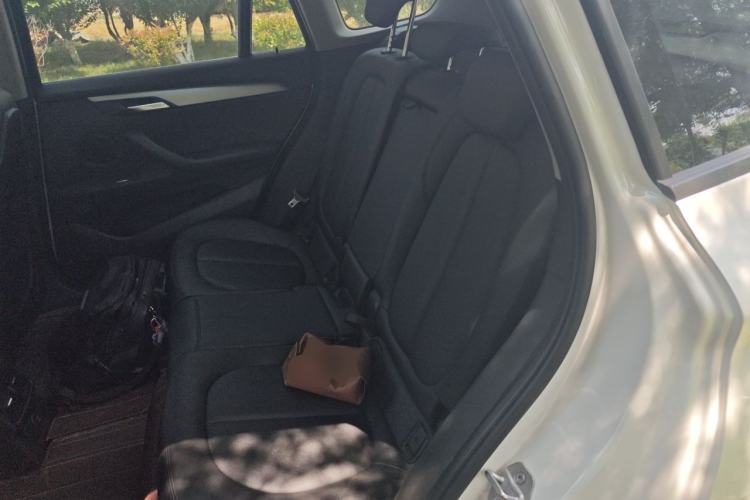 Used BMW X1 2016 sDrive18Li Fashion Model Left Rear Seat