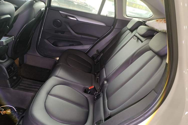 Used BMW X1 2016 sDrive18Li Fashion Model Left Rear Seat