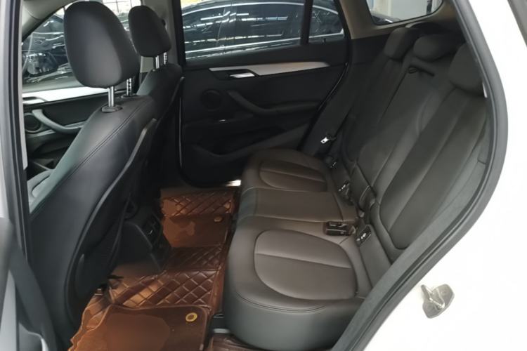 Used BMW X1 2016 sDrive18Li Fashion Model Left Rear Seat