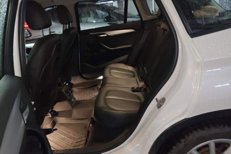 Used BMW X1 2016 sDrive18Li Fashion Model Left Rear Seat