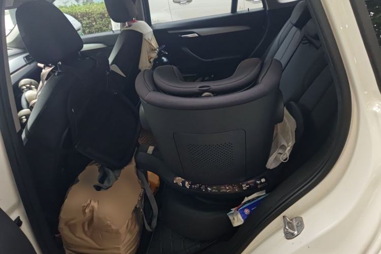 Used BMW X1 2016 sDrive18Li Fashion Model Left Rear Seat