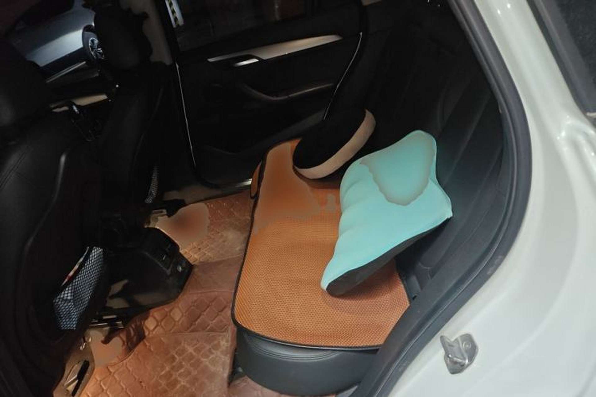 Used BMW X1 2016 sDrive18Li Premium Edition Left Rear Seat