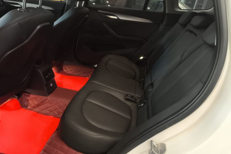 Used BMW X1 2016 sDrive18Li Fashion Model Left Rear Seat