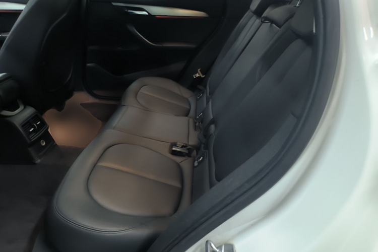 Used BMW X1 2016 sDrive18Li Fashion Model Left Rear Seat