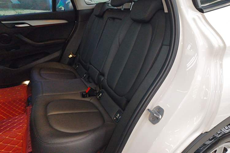 Used BMW X1 2016 sDrive18Li Fashion Model Left Rear Seat