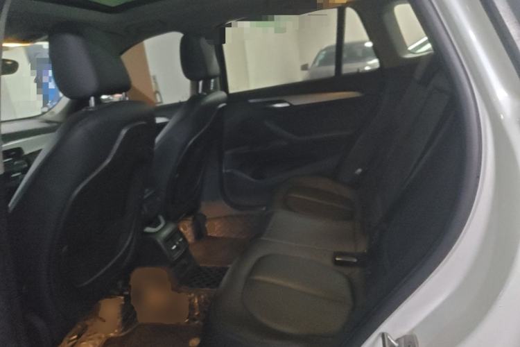 Used BMW X1 2016 sDrive18Li Fashion Model Left Rear Seat
