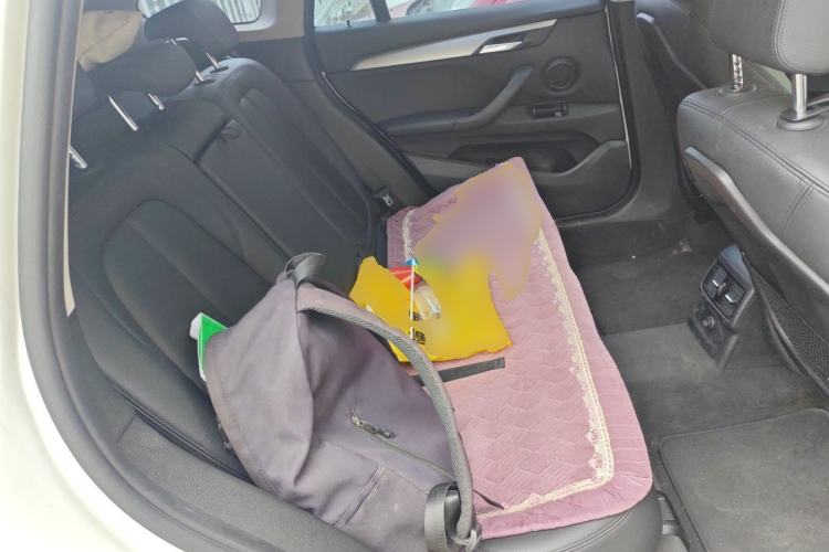 Used BMW X1 2016 sDrive18Li Fashion Model Left Rear Seat