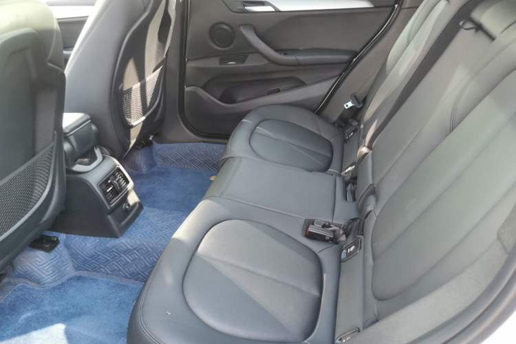 Used BMW X1 2016 sDrive18Li Fashion Model Left Rear Seat