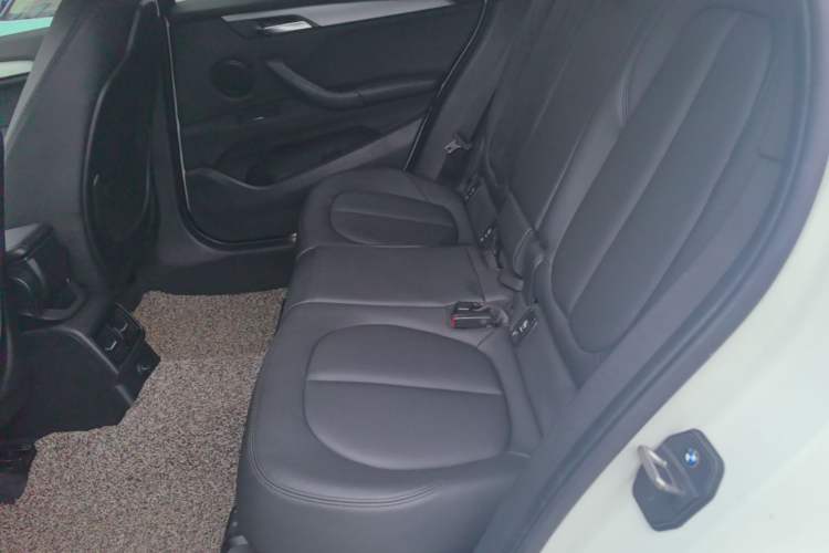 Used BMW X1 2016 sDrive18Li Fashion Model Left Rear Seat