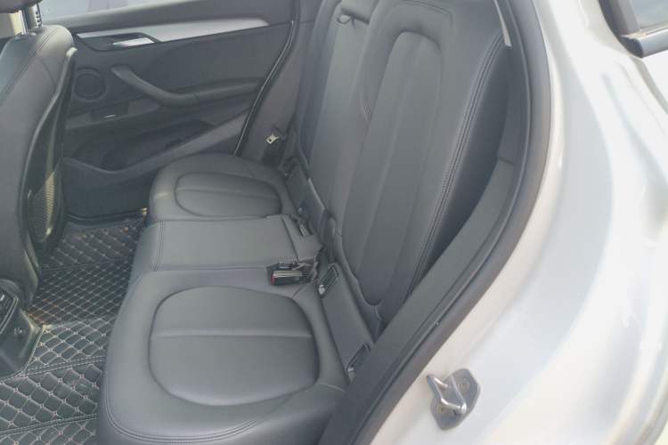 Used BMW X1 2016 sDrive18Li Fashion Model Left Rear Seat
