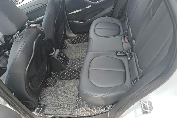 Used BMW X1 2016 sDrive18Li Premium Edition Left Rear Seat